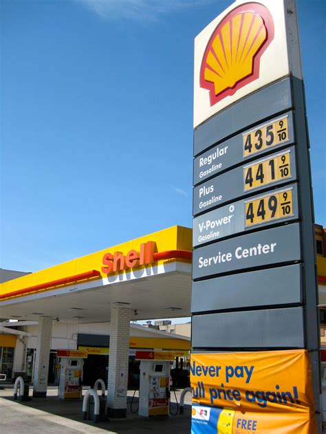 Shell Station May Lose Garage The New Fillmore