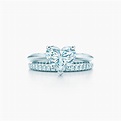 鉑金鑲心形鑽石訂婚戒指| Tiffany & Co.