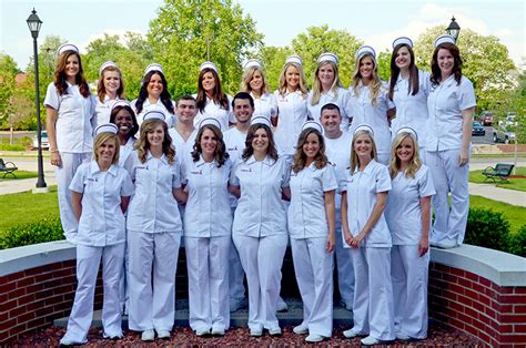 Cu School Of Nursing Holds Pinning Ceremony For 21 Students