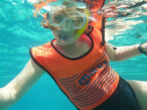 Snorkel Flotation Devices To Keep You Safe In The Water Openwaterhq