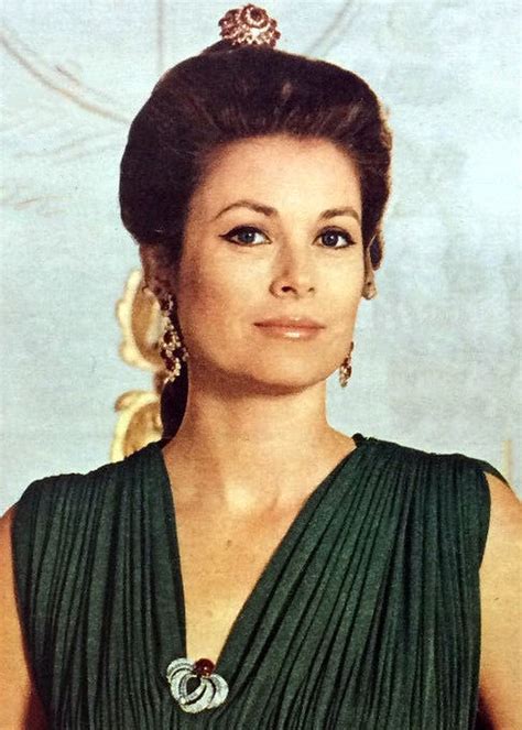 Princess Grace Of Monaco Portrait By Gianni Bozzacchi 1971 Moda