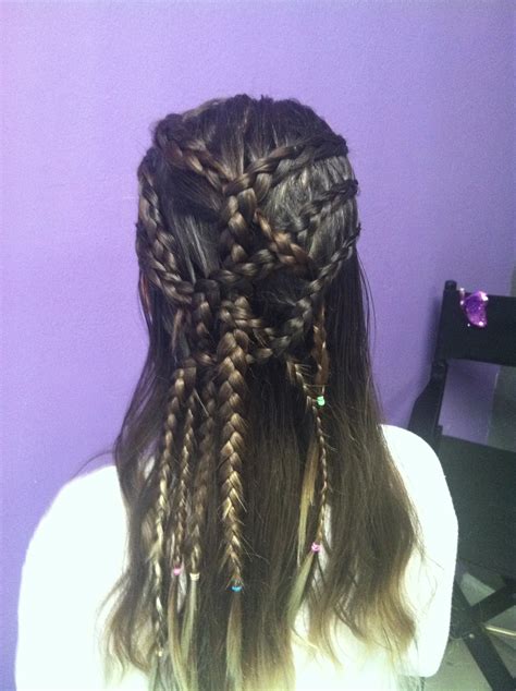 New ide for your hairstyles! Zig zag braid (With images) | Hair braid designs, Braided ...