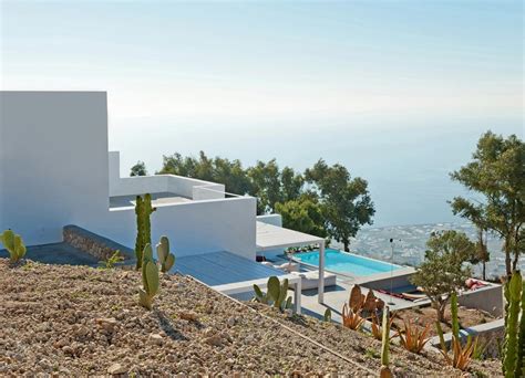 Summerhouse On A Mountain In Santorini By Kapsimalis Architects The