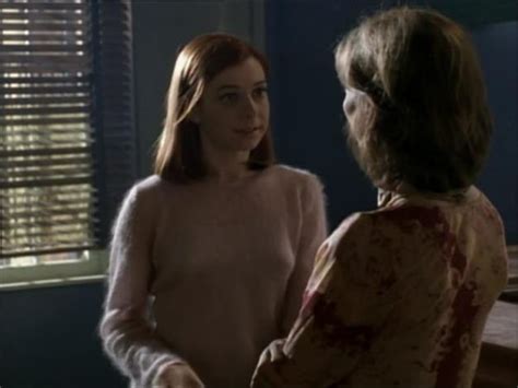 Naked Alyson Hannigan In Buffy The Vampire Slayer