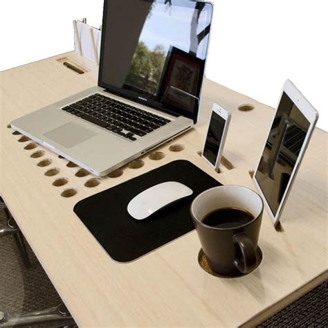 Tech Desk Ippinka Office Gadgets Desk Design Office Furniture