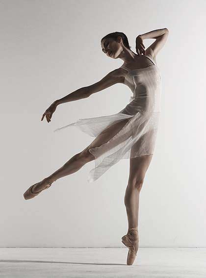The Australian Ballet Via Laura Cvik Ballet Art Ballet Dancers