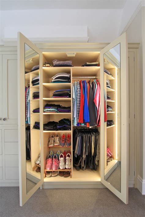 We find these wardrobe designs quite enticing. 20 Phenomenal Closet & Wardrobe Designs To Store All Your ...