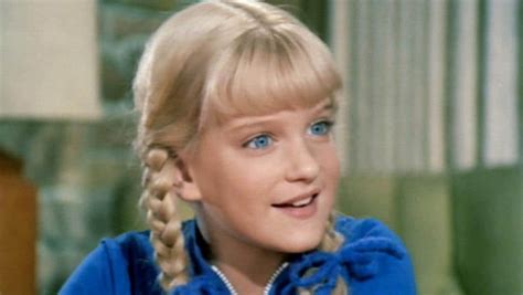 Cindy Brady Actress Susan Olsen Fired From Los Angeles Radio Station La