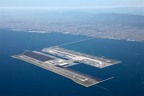 Aéroport International Dosaka Japon Egf