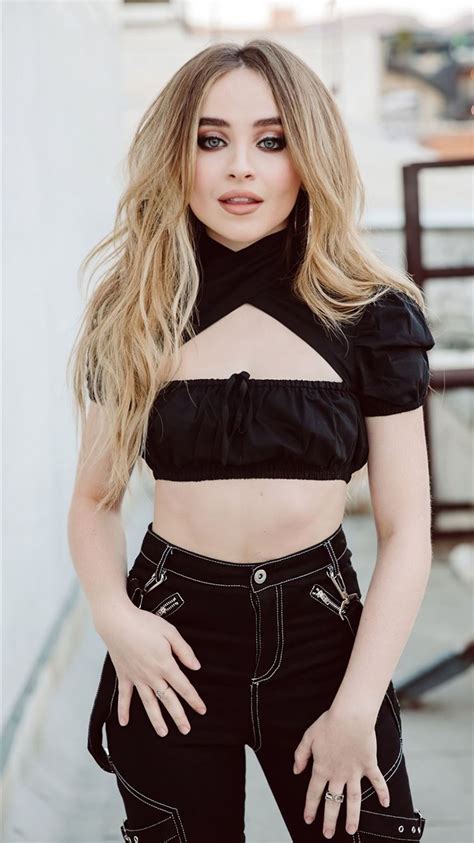 Sabrina Carpenter 2020 4k Model Iphone 8 Wallpapers Free Download