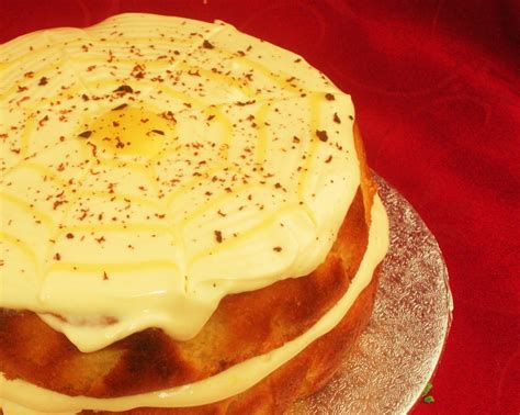 Want to know how to bake a cake of any kind? Baking Tips: How to Stop Cakes From Rising in the Middle | Delishably