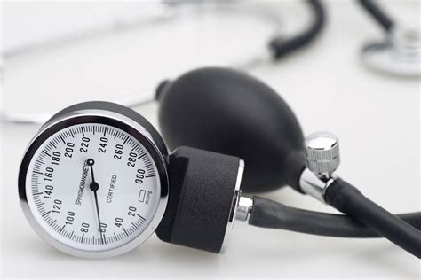 Abnormal Blood Pressure In Middle Age And Later Life Increases Dementia