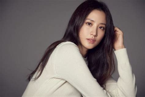 Claudia Kim Soo Hyun Signs With Yg Entertainment Allkpop