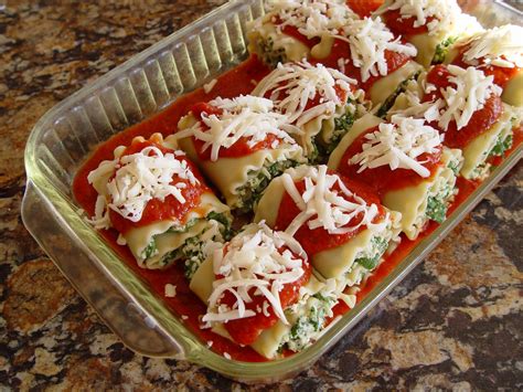 Spinach And Ricotta Lasagna Rolls