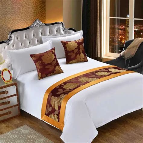 Cilected 1pc Luxury Bed Runner For Foot Of Bed Cotton Floral Bed Runner