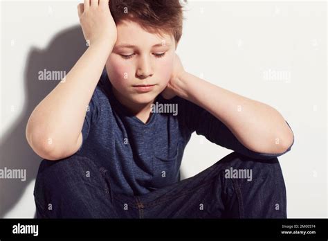 Young White Male Depressed Hi Res Stock Photography And Images Alamy