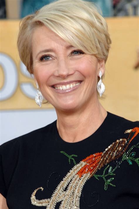 Top 22 Celebrities Short Hairstyles For Older Woman Stylendesigns