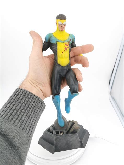 Invincible Mark Grayson Figure Statue Fanart 30 Cm Etsy