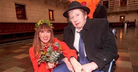 My family values shane macgowan: Pogues' Shane MacGowan marries Victoria Mary Clarke after ...