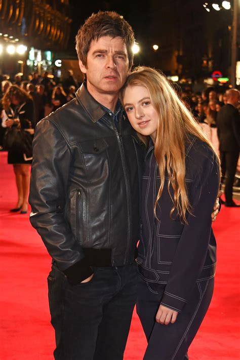 Noel Gallagher’s Daughter Anaïs Admits Her Catwalk Job Is All Down To Her Dad London Evening