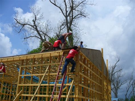 Pearlington Ms An Ides Crew Rebuilding Pearlington After Hurricane Katrina Photo Picture