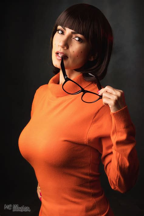 Time For A Mystery By Ivy95 On Deviantart In 2022 Cosplay Woman Cosplay Outfits Sexy Velma
