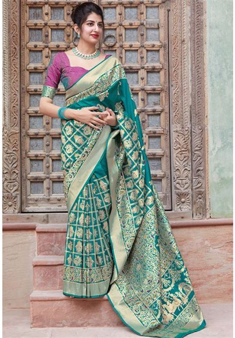 Rama Green Banarasi Saree With Contrast Blouse Saree Designs Silk Sarees Art Silk Sarees