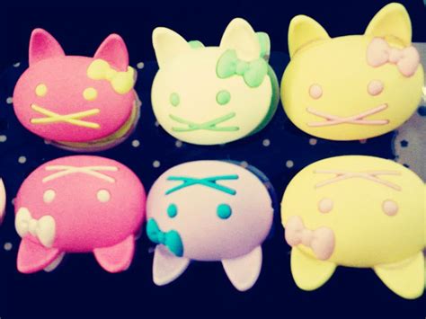 Nama tersebut berasal daripada bahasa arab, ʾādam (آدَم) yang nama tersebut berasal daripada bahasa arab, ha'id yang membawa maksud yang kembali kepada kebenaran. Panda's lover.