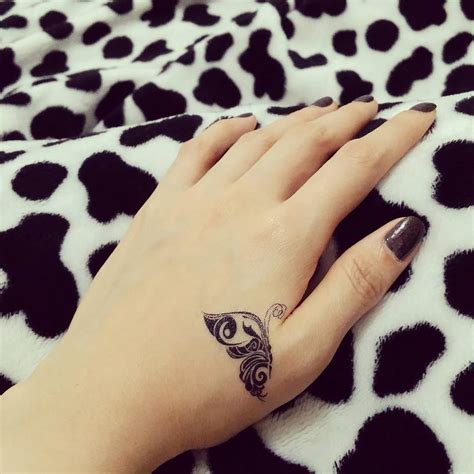 110 Cute And Tiny Tattoos For Girls Designs And Meanings 2017