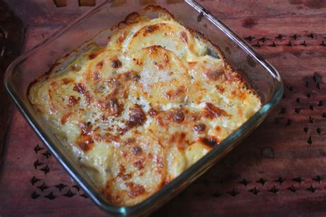 Peel and slice 3 lbs of red potatoes 1/4 inch. Paula Deen Au Gratin Potato Recipe | Sante Blog