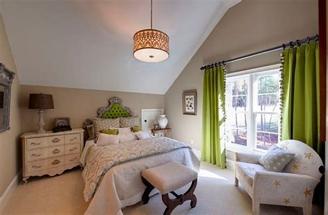 1.8 the green curtains that are fashionable. Green Design Ideas for Your Home: Decorating with Green