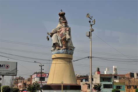 Statue While Driving In Lima Peru Cusco Peru Lima Peru Places Of