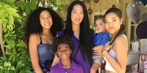 Kimora Lee Simmons And Her Teenage Daughters Drop Gems At