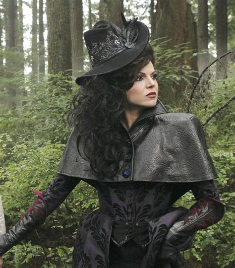 20 Of The Best Witch Halloween Costume Ideas Flawssy Evil Queen