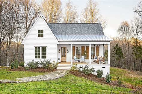 96 Beautiful Small Farm House Design Ideas Modern Farmhouse Exterior