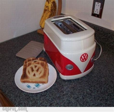 Driving Toaster 28 Cool Toasters To Make Your Morning Better Combi Volkswagen Combi Vw Vw T6