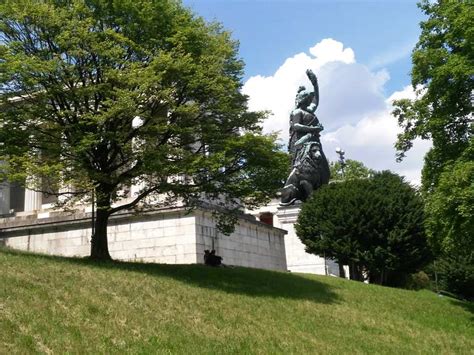 Bavaria Statue An Der Theresienwiese Radtouren Und Radwege Komoot