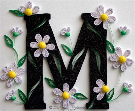 Quilling capital letters and monograms. White Daisies Quilled Letter M Monogram en 2018 | Mainely Quilling's Paper Art Gallery ...