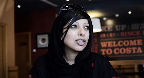 البحرين الافراج عن زينب الخواجة وإسقاط الجنسية والمؤبد بحق متهمين