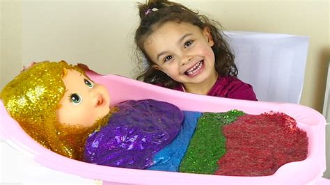 Learn Colors With Baby Doll Toy And Color Glitter Slime Bath Youtube