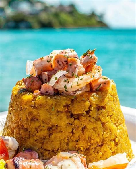 Puerto Rico 🇵🇷 On Instagram Un Mofongo Frente Al Mar Siempre Cae Muy