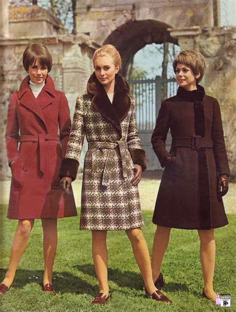 Soviet Fashion In The 1960s And 1970s Office Fashion Women Black