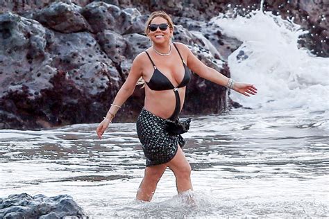 Mariah Carey Nipple Slip At A Beach In Maui Hawaii