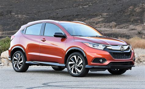 Maybe you would like to learn more about one of these? Ratings and Review: Honda updates the 2019 HR-V, but what ...