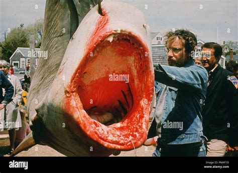 Richard Dreyfuss Jaws 1975 Hi Res Stock Photography And Images Alamy