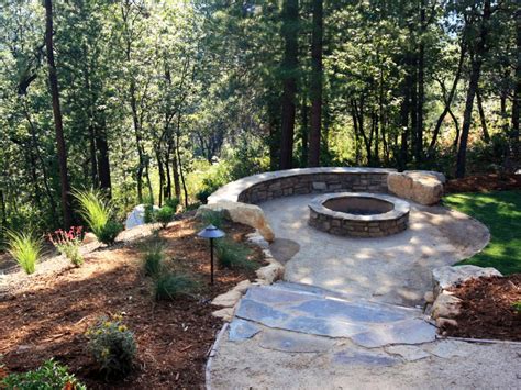 35 Amazing Outdoor Fireplaces And Fire Pits Diy Fire Pit Ring Stone