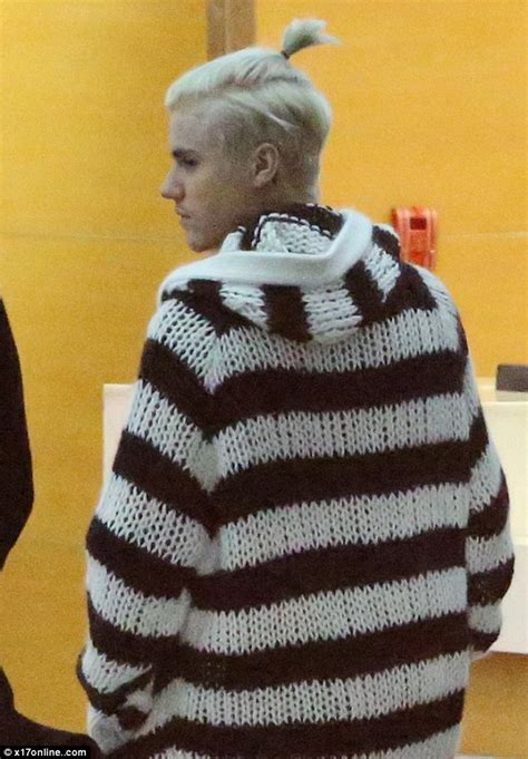 Justin Bieber Ties His Bleach Blonde Mane Into A Ponytail At Bryson