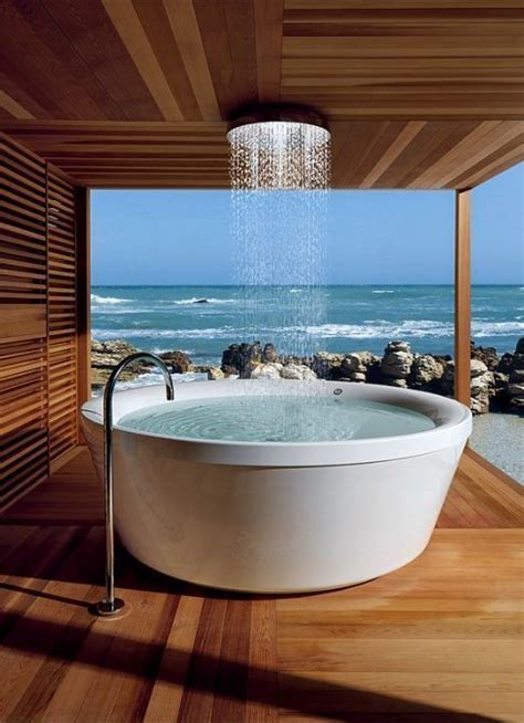 Regendusche badewanne test die hochwertigsten regendusche badewannen ausführlich getestet! Der Inbegriff von Entspannung: Eine freistehende ...