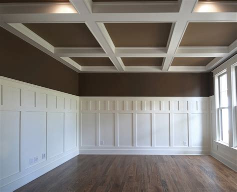 Wainscoting Craftsman Style Contrast In 2020 Wainscoting Styles