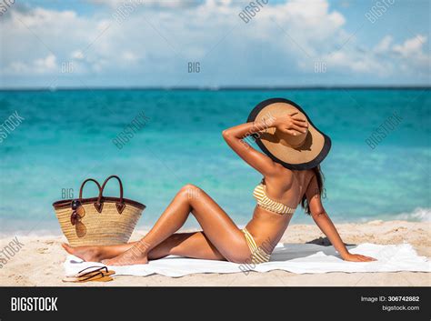 Sexy Bikini Woman Image And Photo Free Trial Bigstock